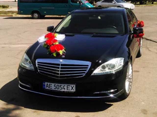 Прокат Mercedes W221 S-Class Кривой Рог